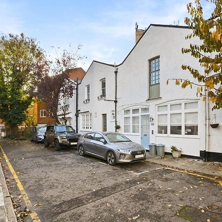 Cozy Flat Near Kensington Palace 런던 외부 사진